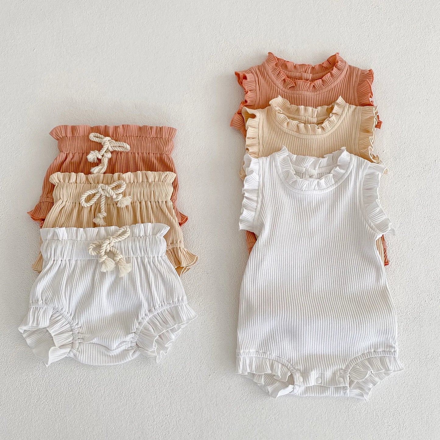Set Body und Shorts mit Rüschen
