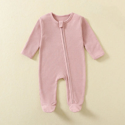 Long-sleeved romper with zipper
