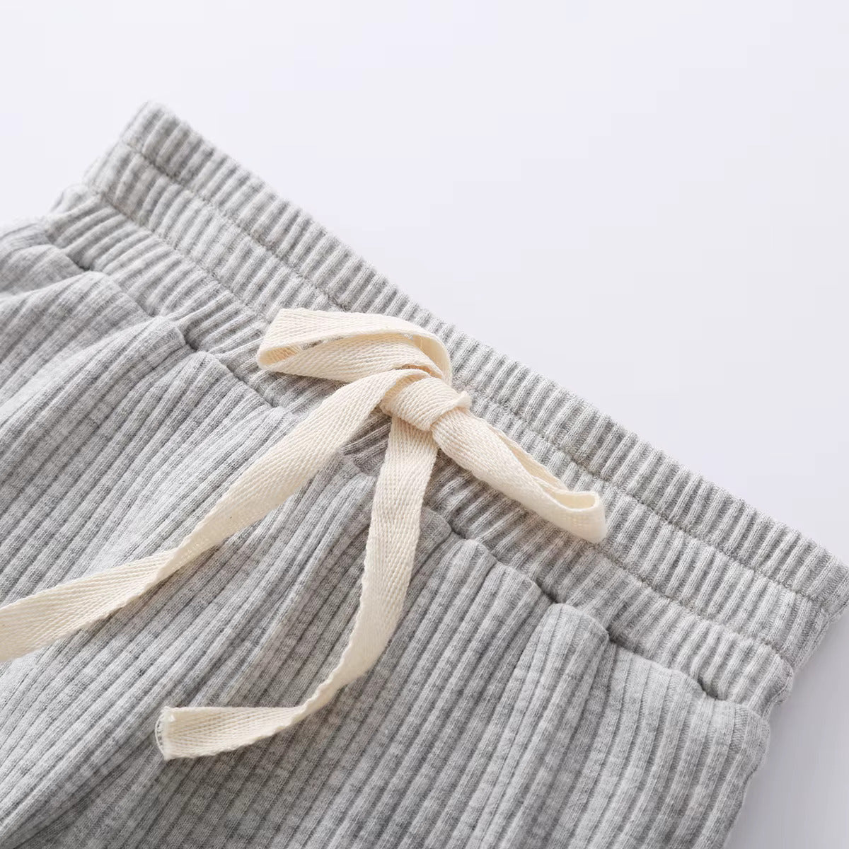 Set bodysuit and pants